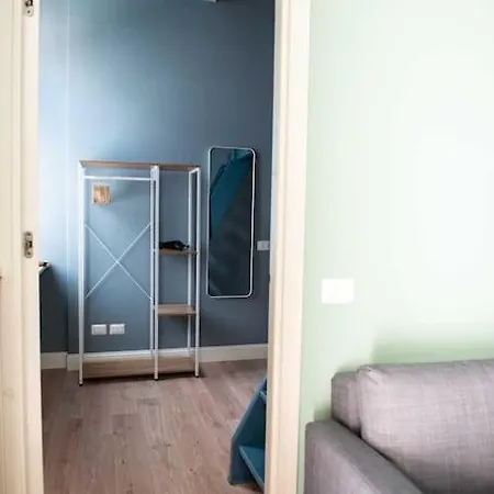 Colorful Apartment Mailand